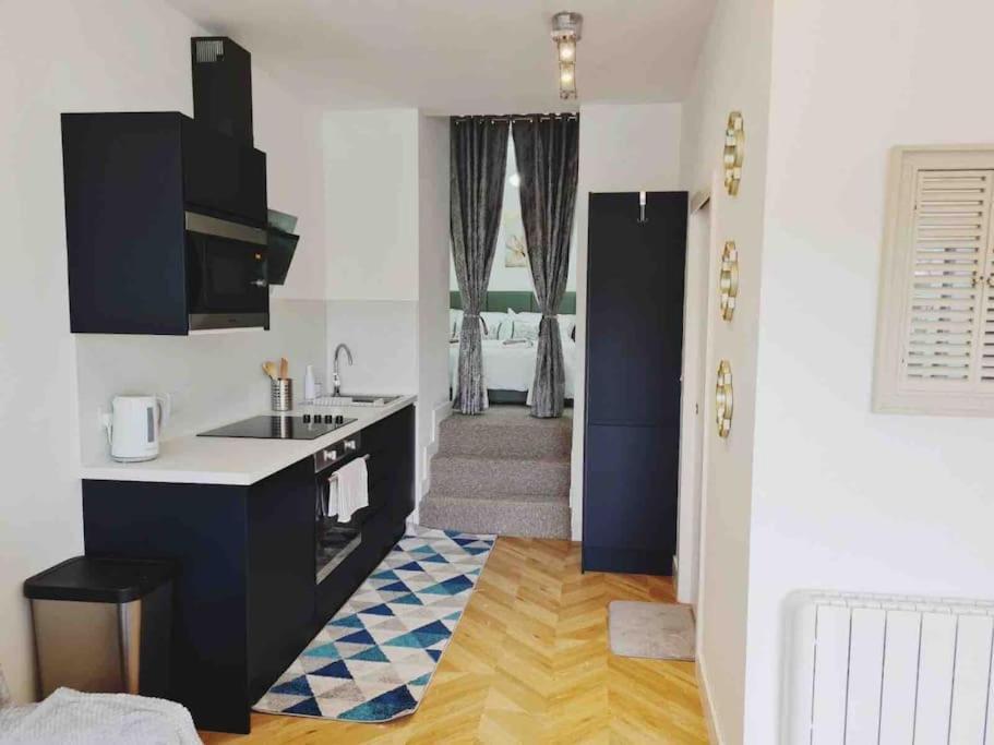 Penlea ~ 1 Bedroom Flat With Harbour View Tarbert  Kültér fotó